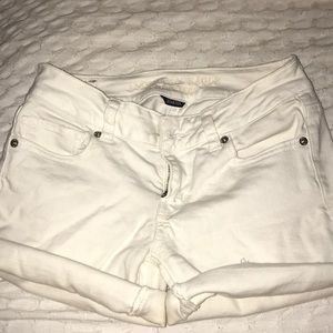 American Eagle white shorts!